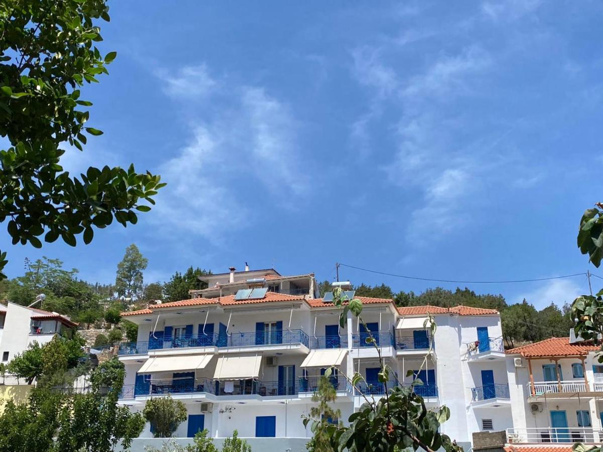 Matina Apartments Tyros Ngoại thất bức ảnh