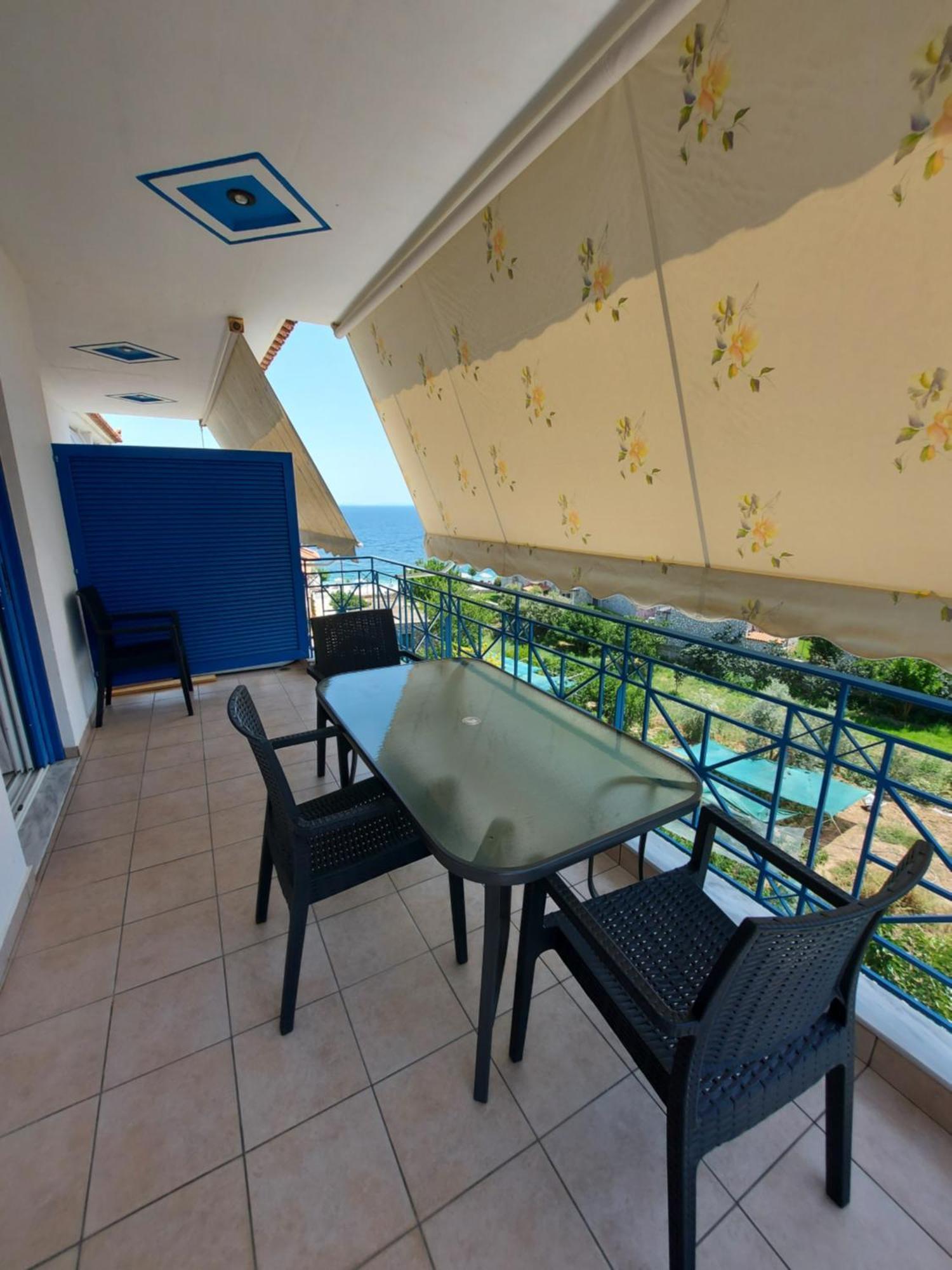 Matina Apartments Tyros Phòng bức ảnh